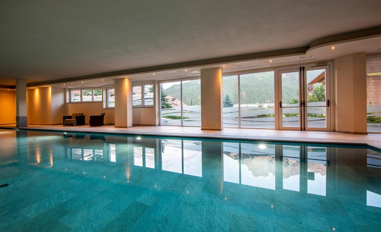 Design & Suite Hotel Ciarnadoi Vigo di Fassa Exterior foto