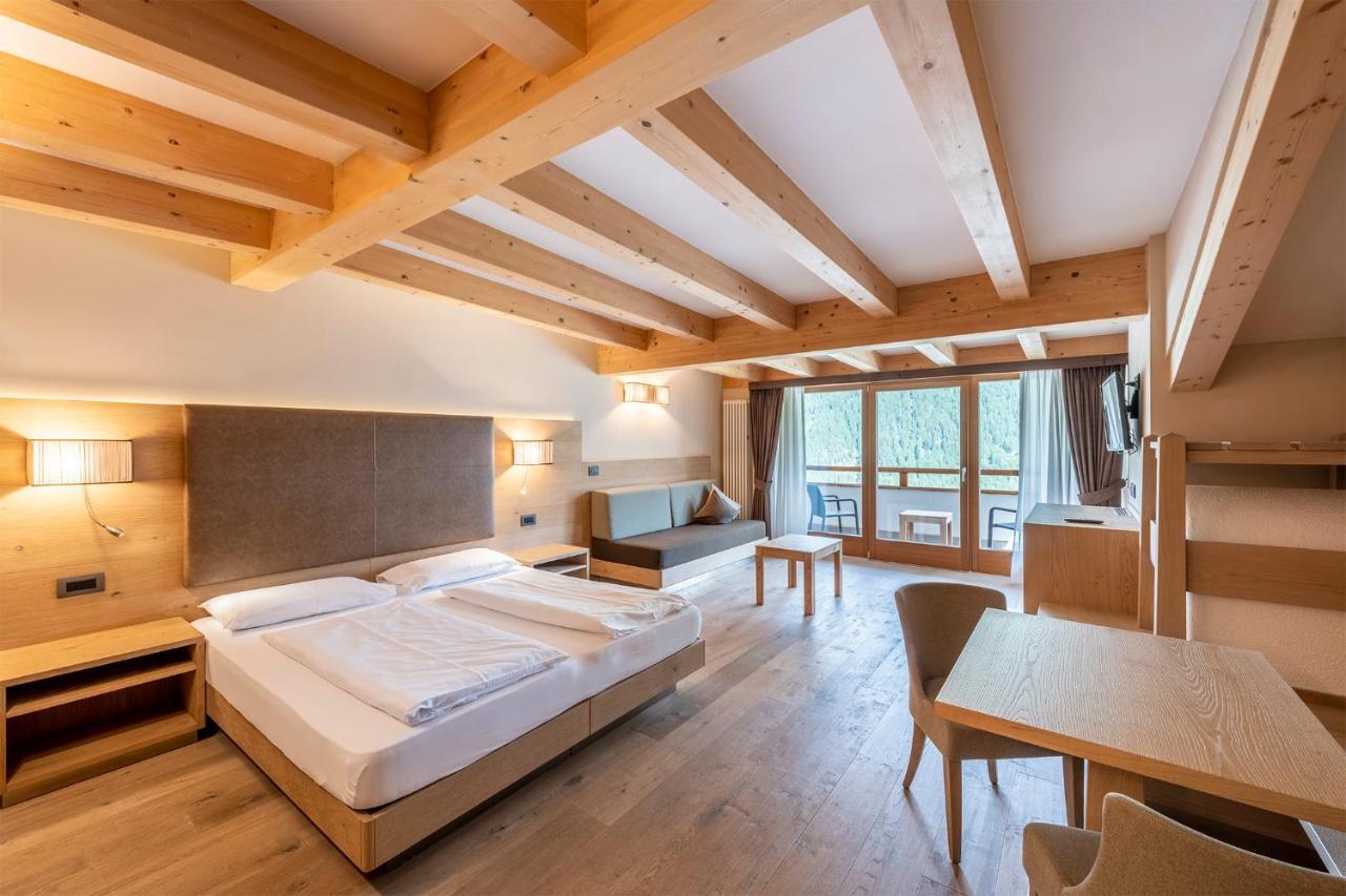 Design & Suite Hotel Ciarnadoi Vigo di Fassa Exterior foto