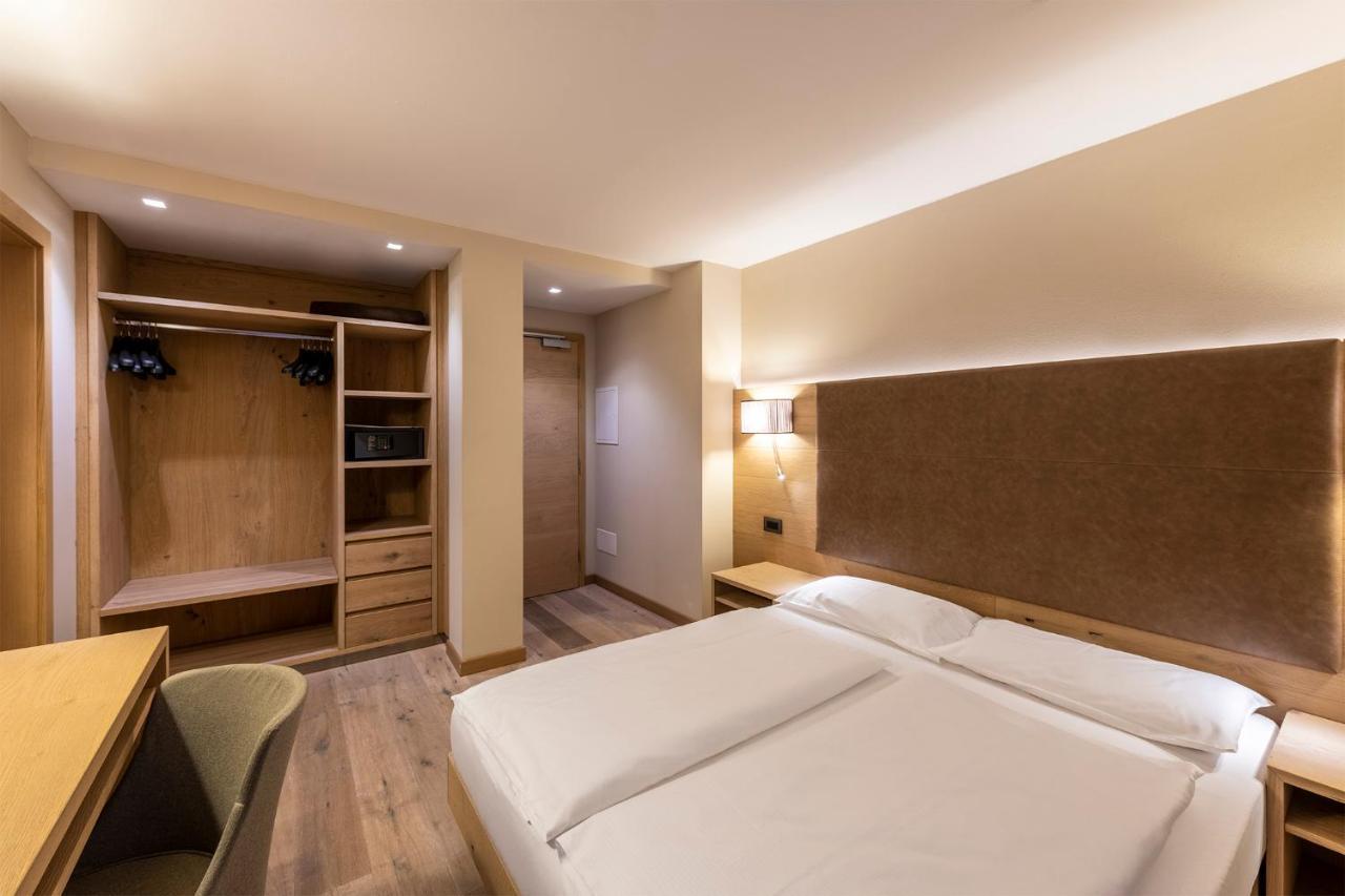Design & Suite Hotel Ciarnadoi Vigo di Fassa Exterior foto