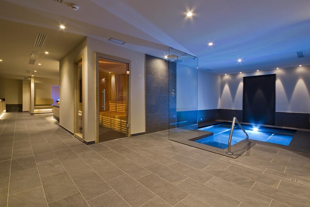 Design & Suite Hotel Ciarnadoi Vigo di Fassa Exterior foto